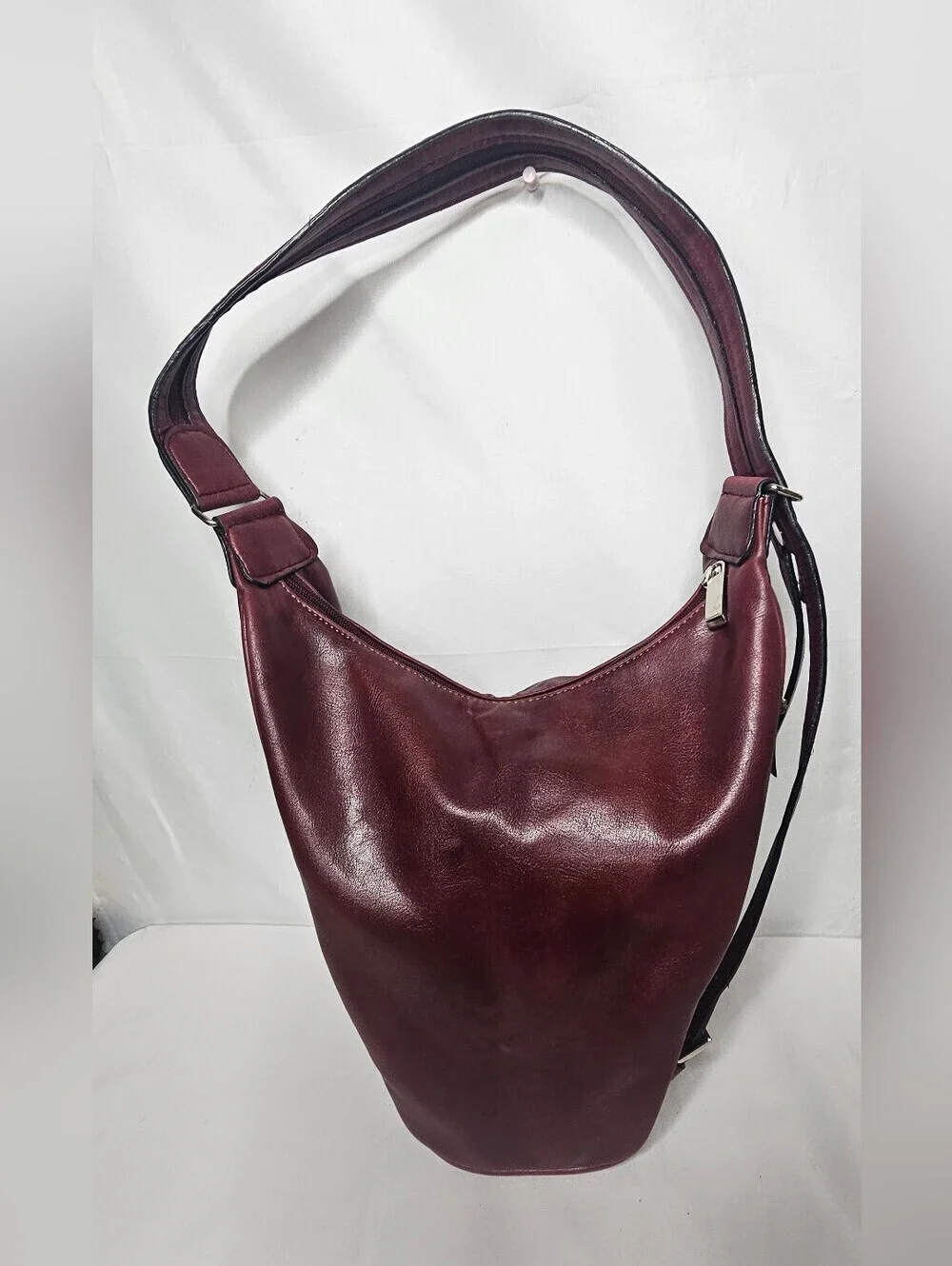 Rina Rich Burgundy Leather Teardrop Sling Backpack Convertible Zipper Strap Bag